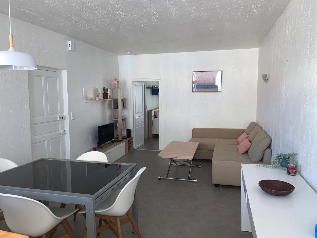 Appartement Douillet Лорг Екстериор снимка